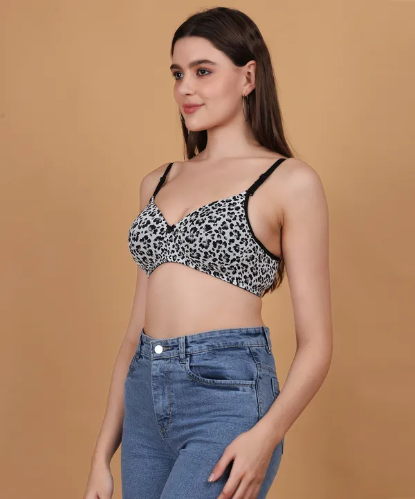 White_Padded_Non_Wired_|_Full_Cup_Multiway_T-Shirt_Bra_for_Women_-_Comfortable_and_Fashionable_Design