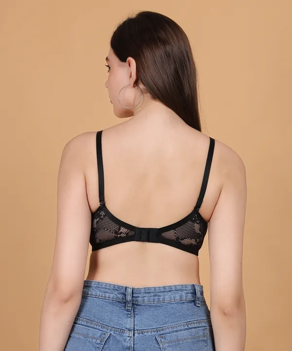 Black_Padded_Non_Wired_|_Full_Cup_Multiway_T-Shirt_Bra_for_Women_-_Comfortable_and_Fashionable_Design