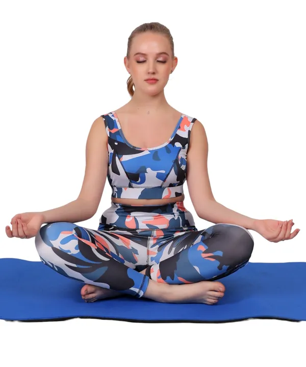 Navy_Blue_Polyester_Spandex_Camouflage_Sports_Bra_For_Women