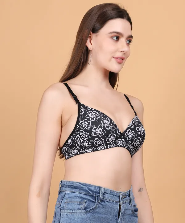 Black_Padded_Non_Wired_|_Full_Cup_Multiway_T-Shirt_Bra_for_Women_-_Comfortable_and_Fashionable_Design