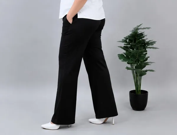 Adaaistic_Sports_Plus_size_Sports_Trackpant_for_women