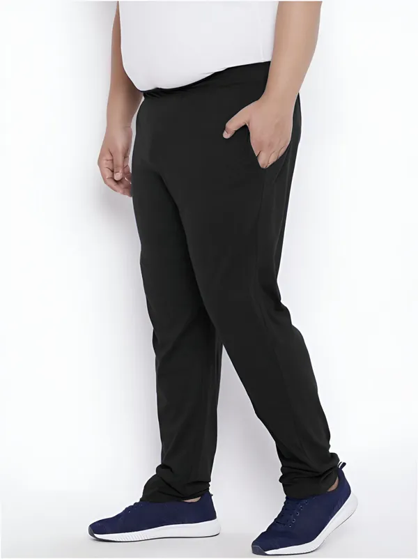 Black_Cotton_Blend_Fleece_Elastic_Solid_Track_Pant_For_Men