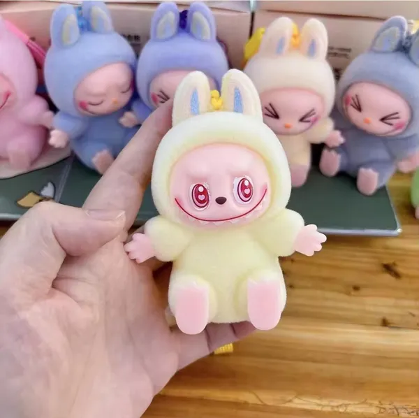 SCOOBA_labubu_pendant_blink_box_doll
