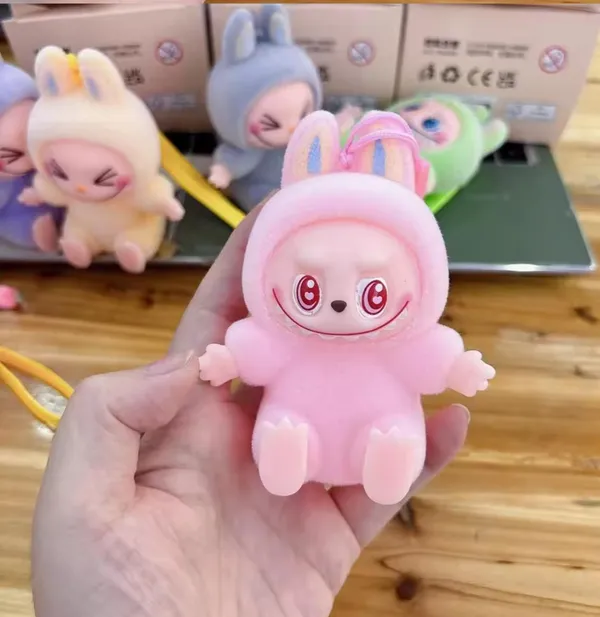 SCOOBA_labubu_pendant_blink_box_doll