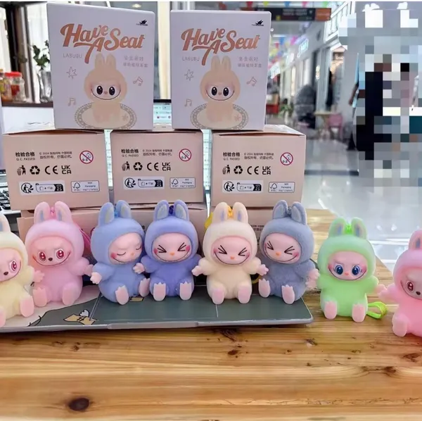 SCOOBA_labubu_pendant_blink_box_doll