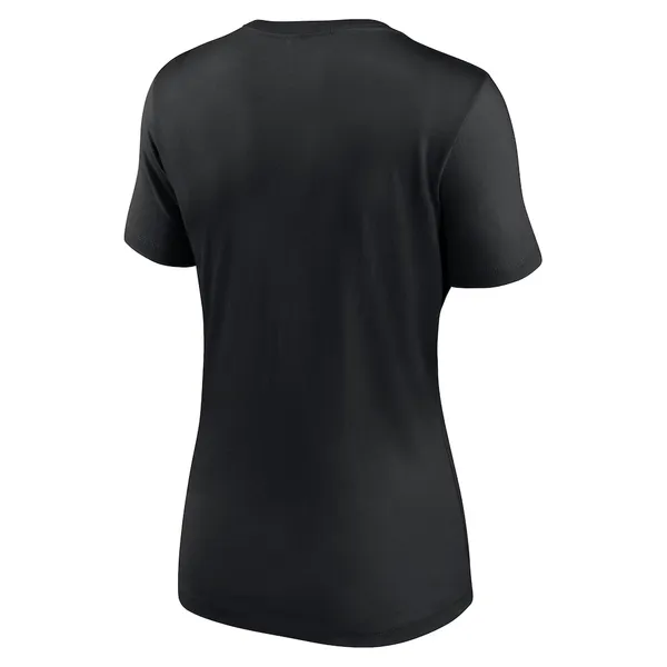 Black_Becky_Lynch_Back_In_Business_T-Shirt
