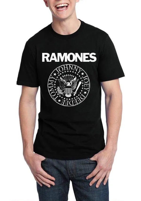 Ramones_Band_Black_T-Shirt