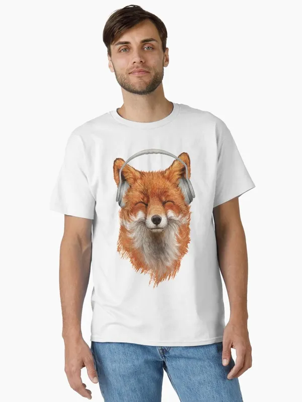 Smiling_Musical_Fox_Classic_T-Shirt