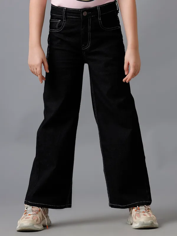 Black_Girls_Comfort_Fit_Denim_With_Print_Beside_Back_Pocket