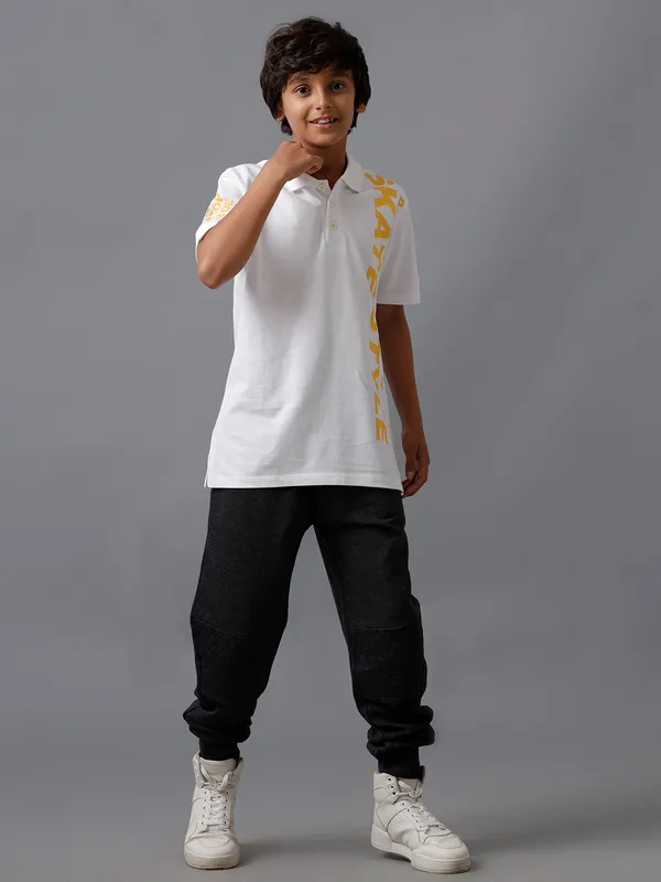 Boys_Basic_4_Pocket_Non_Denim_Pant