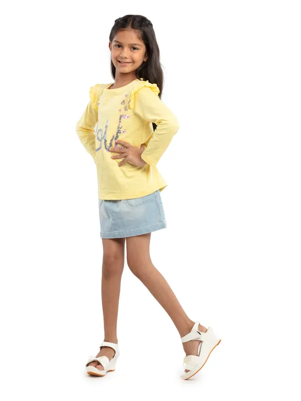 Yellow_Cotton_Regular_Fit_Tops_For_Girls