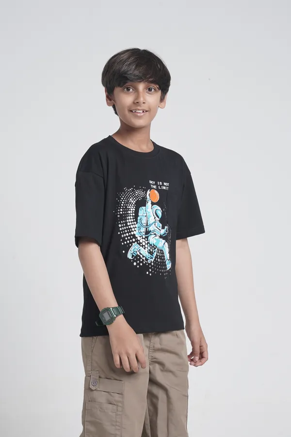 Boys_Cotton_Slub_Round_Neck_Drop_Shoulder_Graphic_Printed_Half_Sleeves_T_Shirt