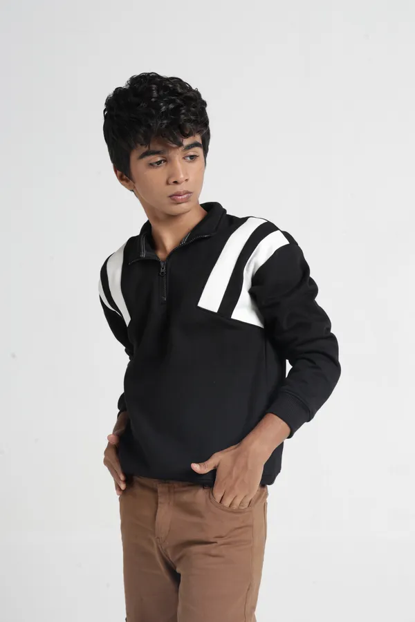 Cozy_Club_Sweatshirt