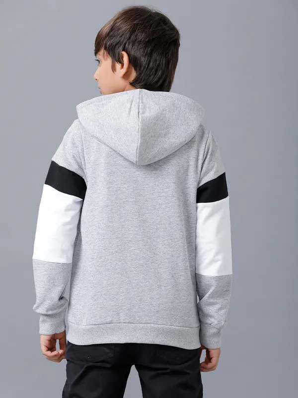 Boys_Sweat_Shirts