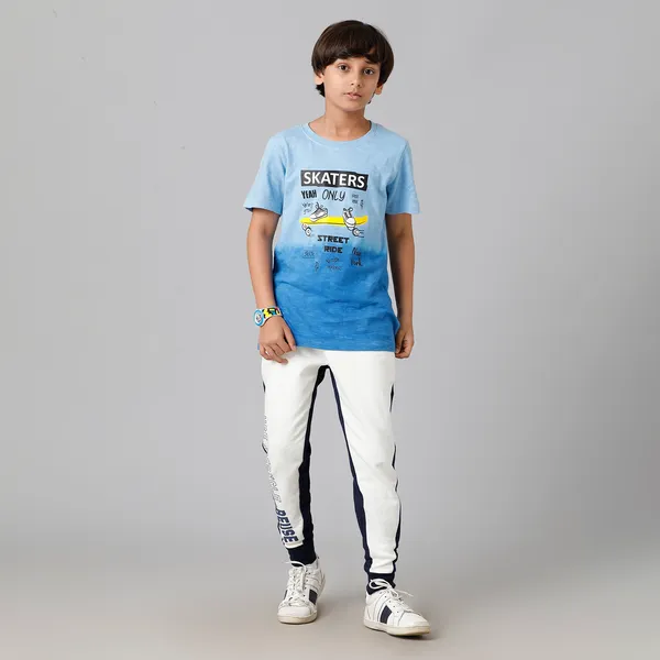 Off_White_Cotton_Slim_Fit_Joggers_For_Boys