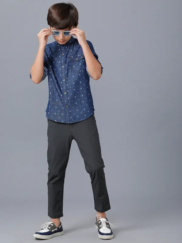 Blue_Cotton_Regular_Fit_Shirts_For_Boys