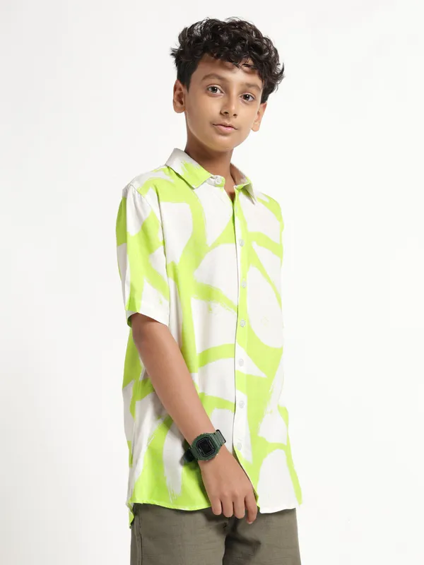 Weekend_Scout_Shirt_