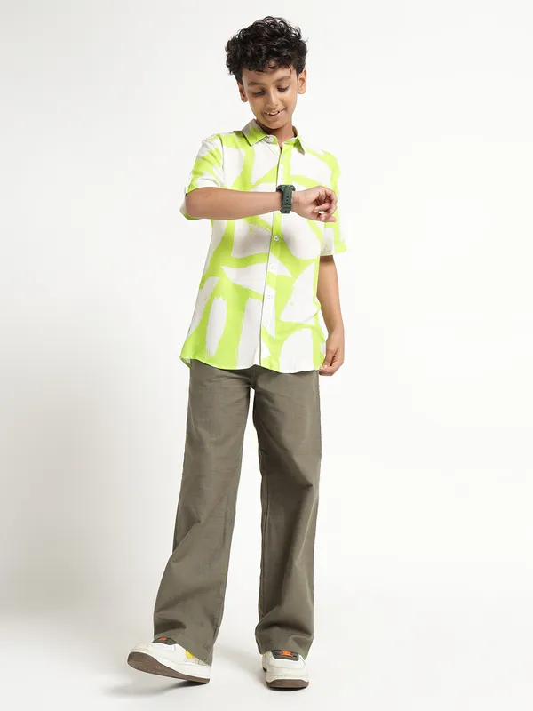 Weekend_Scout_Shirt_
