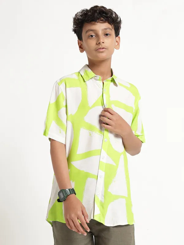 Weekend_Scout_Shirt_