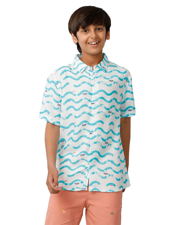 Wave_Printed_Rayon_Contrast_Placket_Half_Sleeve_Shirt