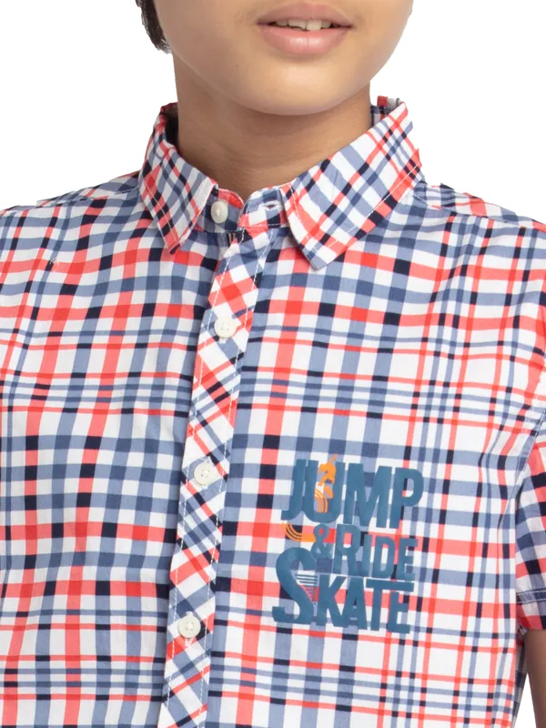 Boys_Woven_Checks_Half_Sleeve_Regular_Fit_Casual_Shirt