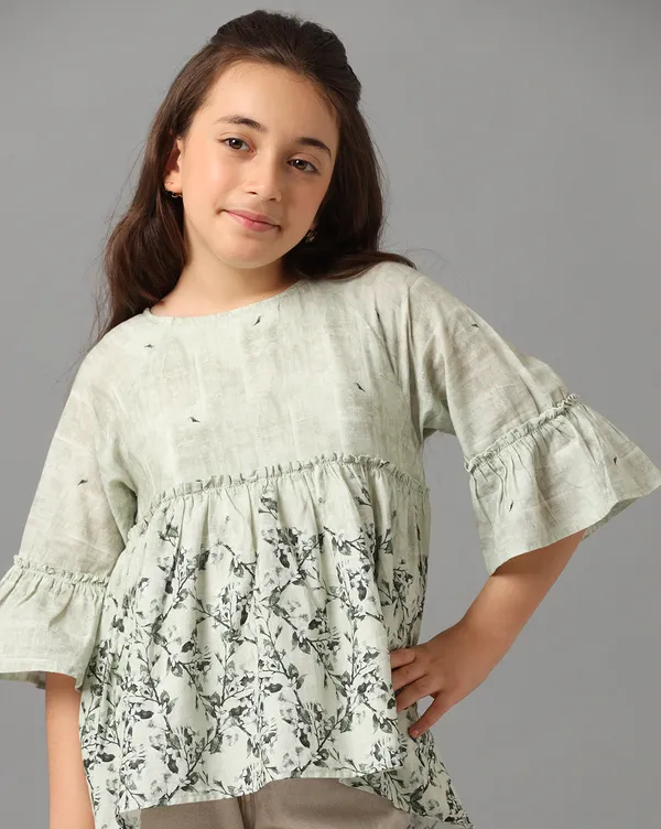 Under_Fourteen_Only_Girls_Black_Textured_Wide_Leg_Denim_Jeans_|_High_Waist_Stretch_Denim_Pants_with_Heart_Appliqu�_&_Distressed_Detail_for_Kids