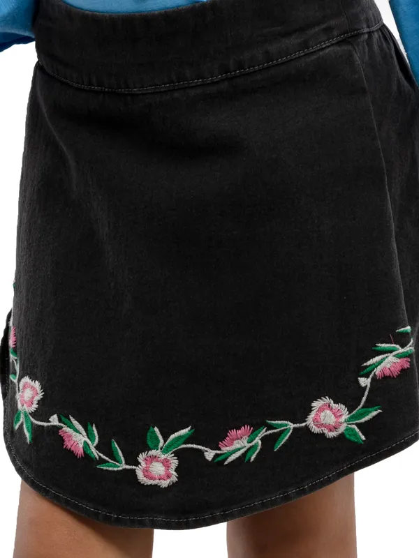 Girls_Skirts