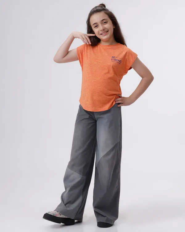 Girls_Breathable_Drop_Shoulder_Round_Neck_Branding_Graphic_Printed_Tshirt