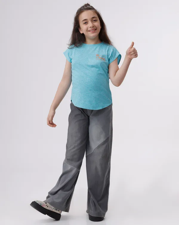 Girls_Breathable_Drop_Shoulder_Round_Neck_Branding_Graphic_Printed_Tshirt