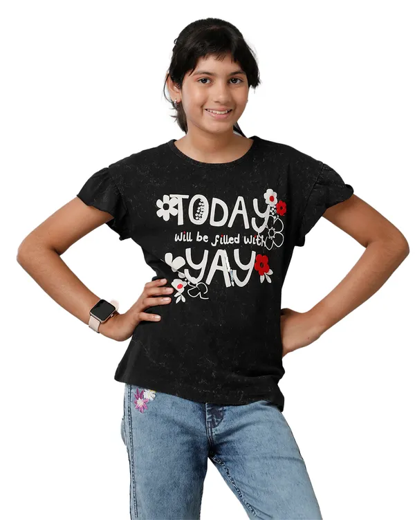 Black_Cotton_Regular_Fit_T-Shirts_For_Girls