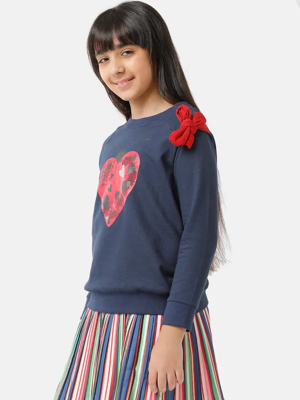 Girls_Sweat_Shirts