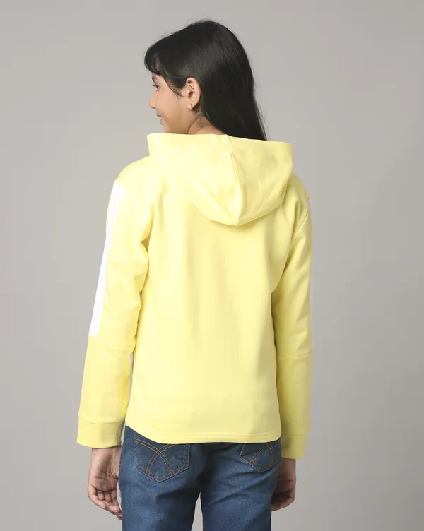 Yellow_Cotton_Regular_Fit_Sweat_Shirts_For_Girls