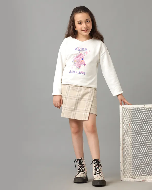 Off_White_Cotton_Regular_Fit_Sweat_Shirts_For_Girls