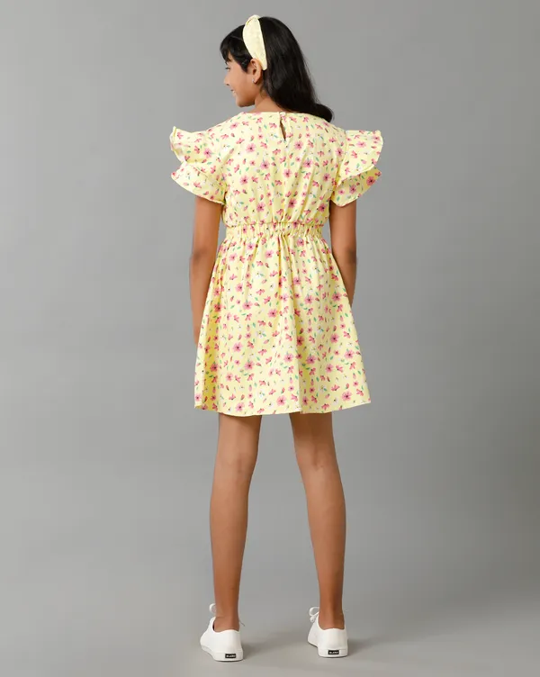 Yellow_Cotton_Spandex_Regular_Fit_Dresses_For_Girls