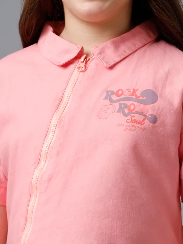 Girls_Basic_Crew_Neck_Short_Sleeve_With_Chest_Print_T-Shirt