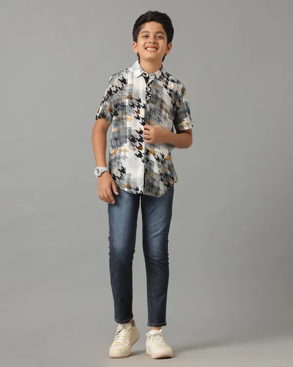 Boys_Cotton_Abstract_cut_Printed_Stripes_Full_Sleeve_Shirt