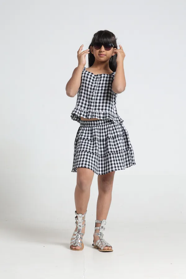 Girls_Cotton_Seersucker_Checks_Bottom_Frills_Matching_Buttons_Sleeveless_Shirt_Crop_Top_And_Elastic_Waistband_Cut_N_Sew_Frills_Gathers_Skirt_Cord_Set