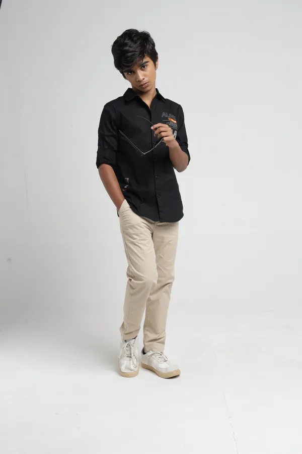 Under_Fourteen_Only_Boys_Black_Solid_Casual_Poplin_Shirt_|_Full_Sleeves_Regular_Fit_Collared_Cotton_Shirt_with_Front_&_Back_Graphic_Print_for_Kids