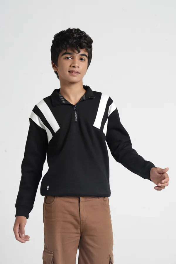 Cozy_Club_Sweatshirt