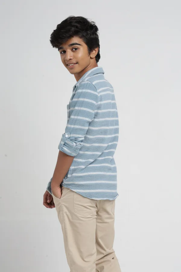 Under_Fourteen_Only_Boys_Blue_Checked_Casual_Hooded_Shirt_|_Full_Sleeves_Regular_Fit_Detachable_Hood_Cotton_Dobby_Shirt_with_Button_Closure_for_Kids