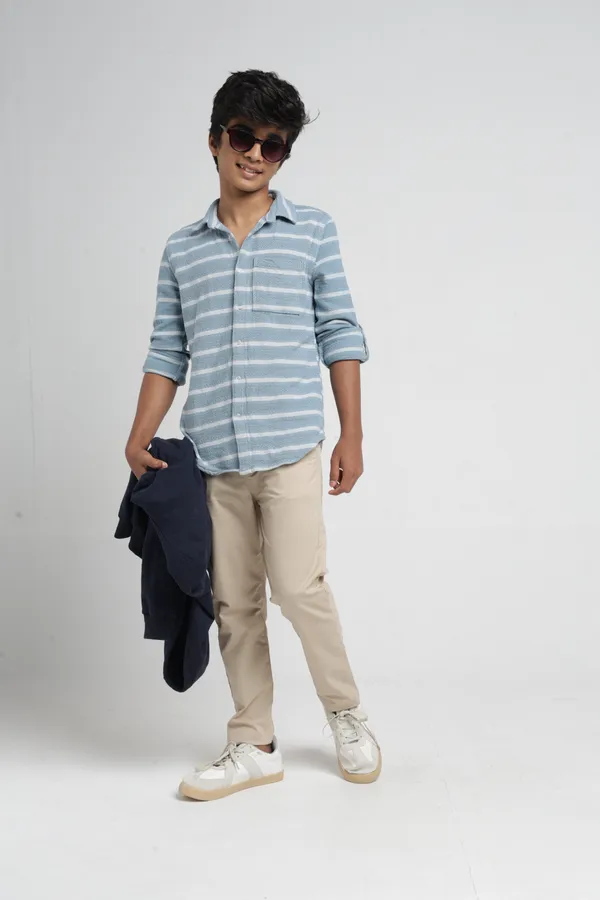 Under_Fourteen_Only_Boys_Blue_Checked_Casual_Hooded_Shirt_|_Full_Sleeves_Regular_Fit_Detachable_Hood_Cotton_Dobby_Shirt_with_Button_Closure_for_Kids