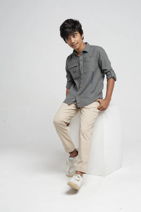 Under_Fourteen_Only_Boys_Grey_Solid_Printed_Casual_Shirt_|_Full_Sleeves_Regular_Fit_Collared_Cotton_Slub_Shirt_with_Flap_Pocket_for_Kids