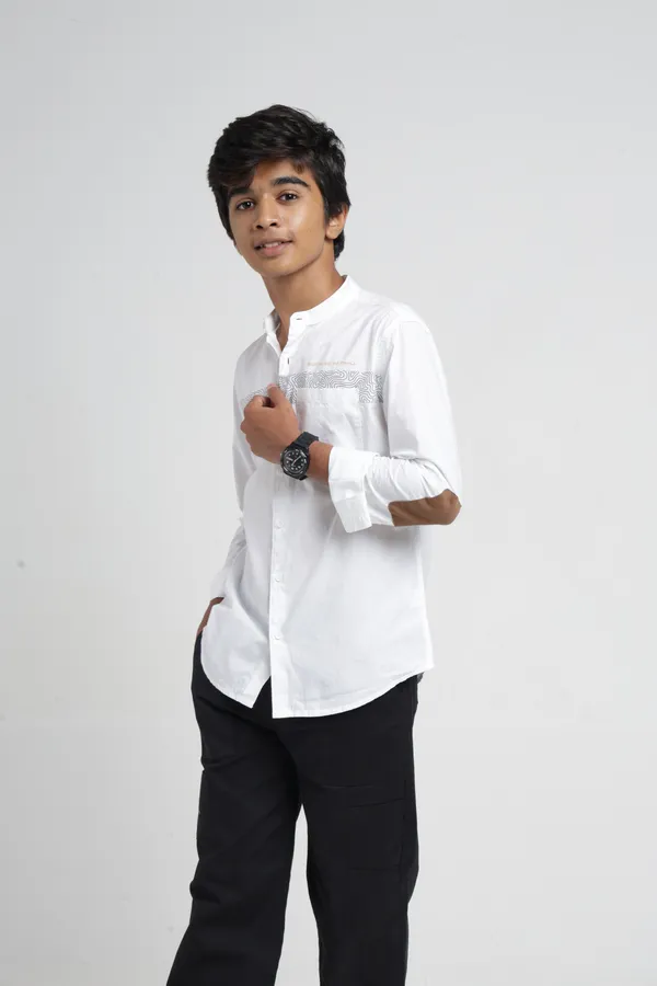Under_Fourteen_Only_Boys_White_Solid_Casual_Poplin_Shirt_|_Full_Sleeves_Regular_Fit_Collared_Cotton_Shirt_with_Chest_Pocket,_Roll-Up_Sleeves_&_Graphic_Print_for_Kids