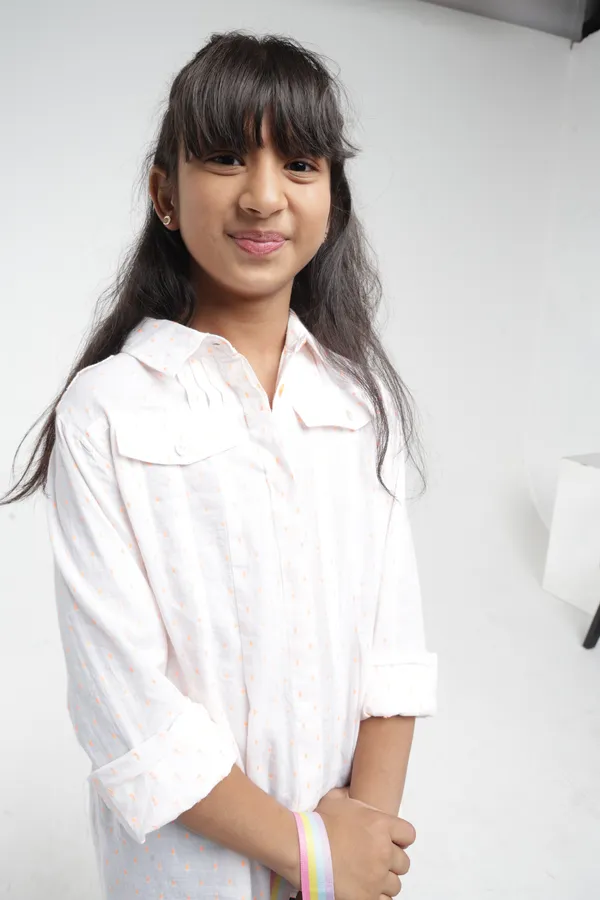 Under_Fourteen_Only_Girls_White_Solid_Casual_Top_|_Full_Sleeves_Regular_Fit_Collared_Button-Down_Top_with_Flap_Pockets_&_Pleated_Front_for_Kids