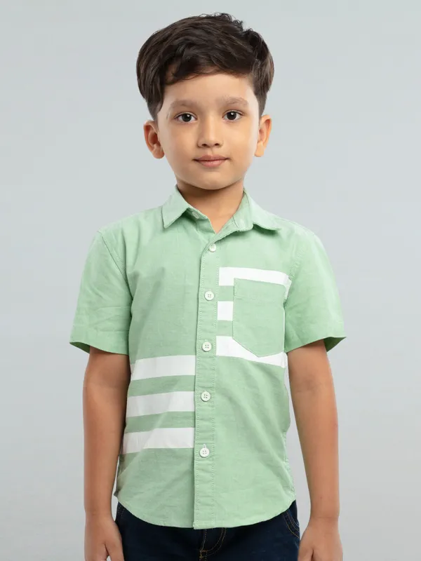 Cotton_Oxford_Half_Sleeve_Shirt_With_Front_Panels_Printed
