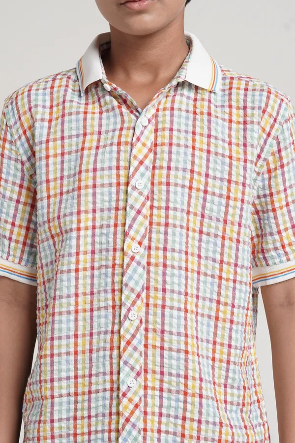 Boys_Cotton_Seersucker_Checks_Contrast_Rib_Collar_Half__Sleeve_Shirt