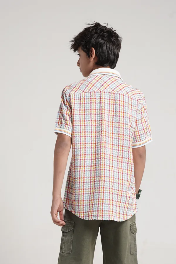 Boys_Cotton_Seersucker_Checks_Contrast_Rib_Collar_Half__Sleeve_Shirt