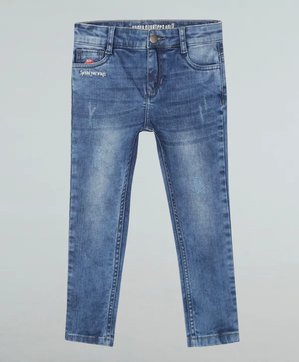 Girls_Straight_Fit_Spray_Wash_Denim_Pant