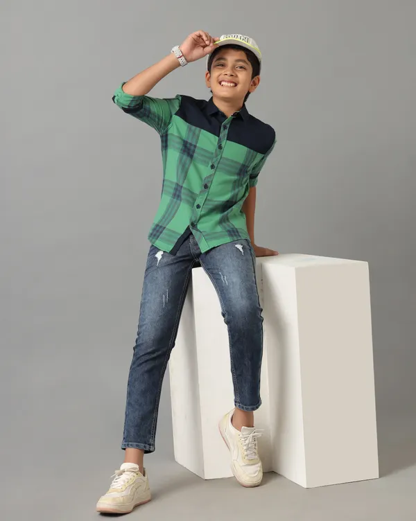 Cotton_Herringbone_Checcks_Ombre_Wash_Mandarin_Collar_Bone_Pocket_Full_Sleeve_Shirt