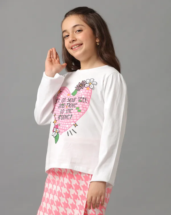 Off_White_Girls_Full_Sleeve_Knit_Top_With_Heart_Print